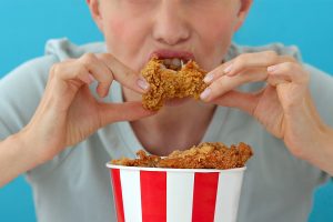 Read more about the article Everybody Needs a Little KFC, Without Bones Please [VIDEO]